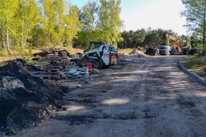 Ruošiama parkavimo aikštelė Kuršių gatvėje Nidoje / Kas vyksta nuotr.